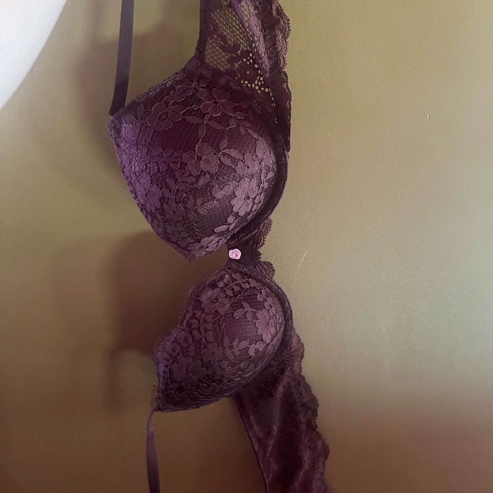 Victoria's Secret Lace Bra in Deep Purple